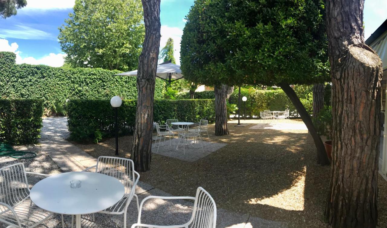 Hotel Milton Marina di Pietrasanta Exterior foto